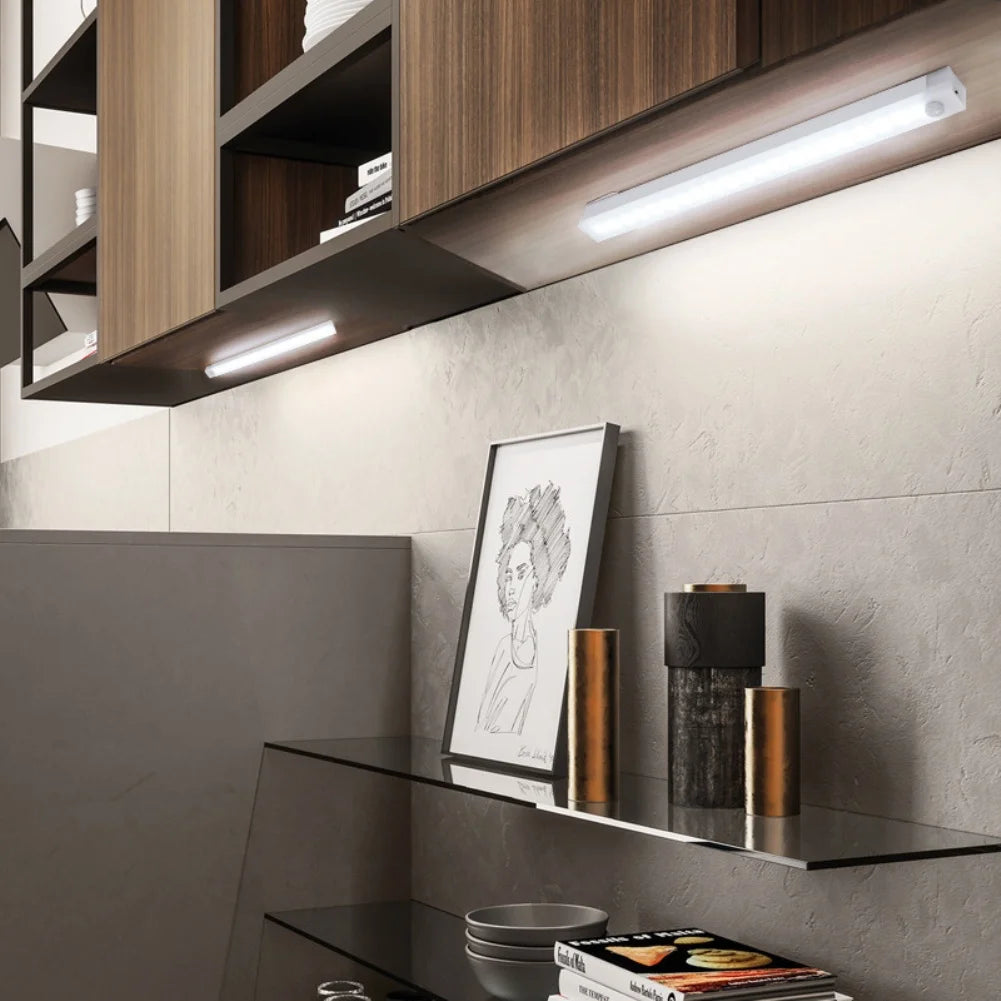 Luz LED Sensor Movimiento USB-C Recargable - Luz Nocturna Automática
